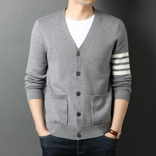 Load image into Gallery viewer, 2021 Top Grade New Autum Winter Brand Fashion Knitted Men Cardigan
