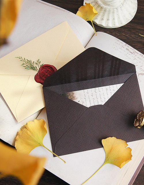 Load image into Gallery viewer, 5/10pcs Retro Hemp Texture Western Envelopes for Wedding Party
