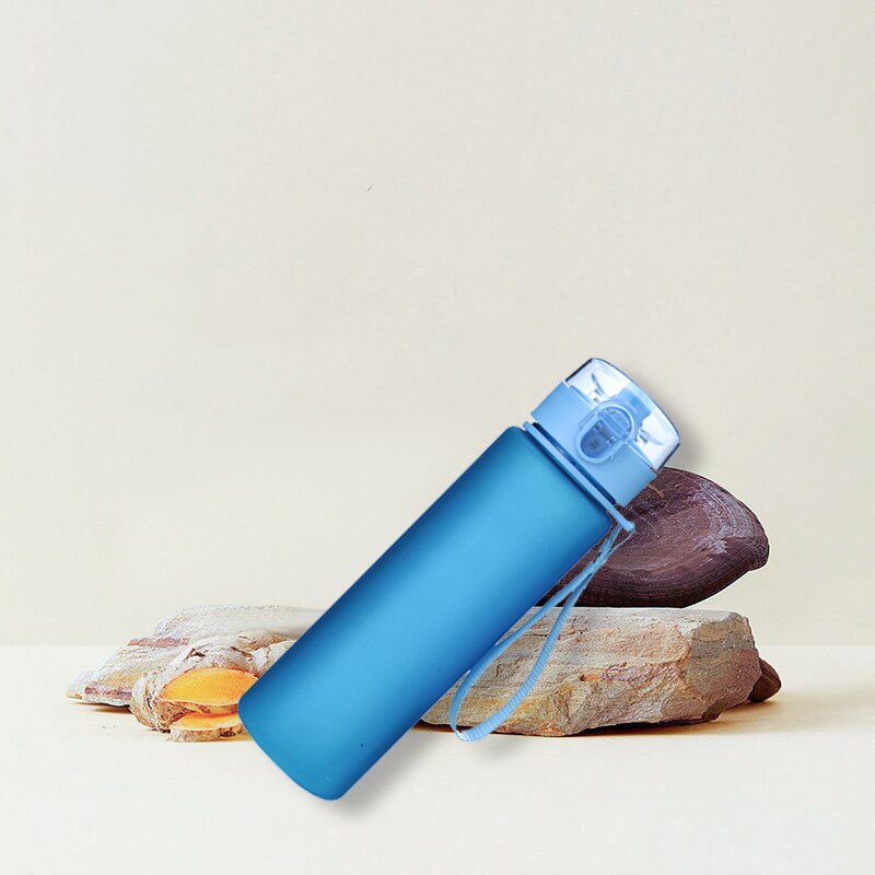 560ml Water Bottle Outdoor Adult Sports Water Cup Portable Plastic