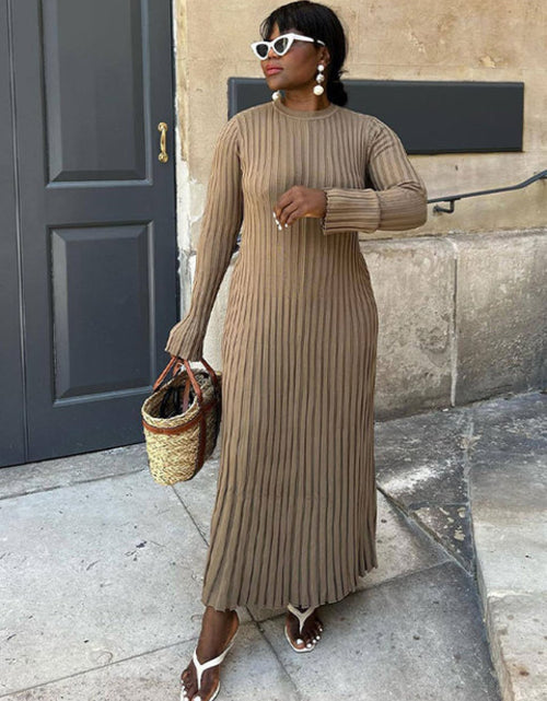 Load image into Gallery viewer, Solid Color Round Neck Long Sleeved Knitted Dress Women Pleated Slim
