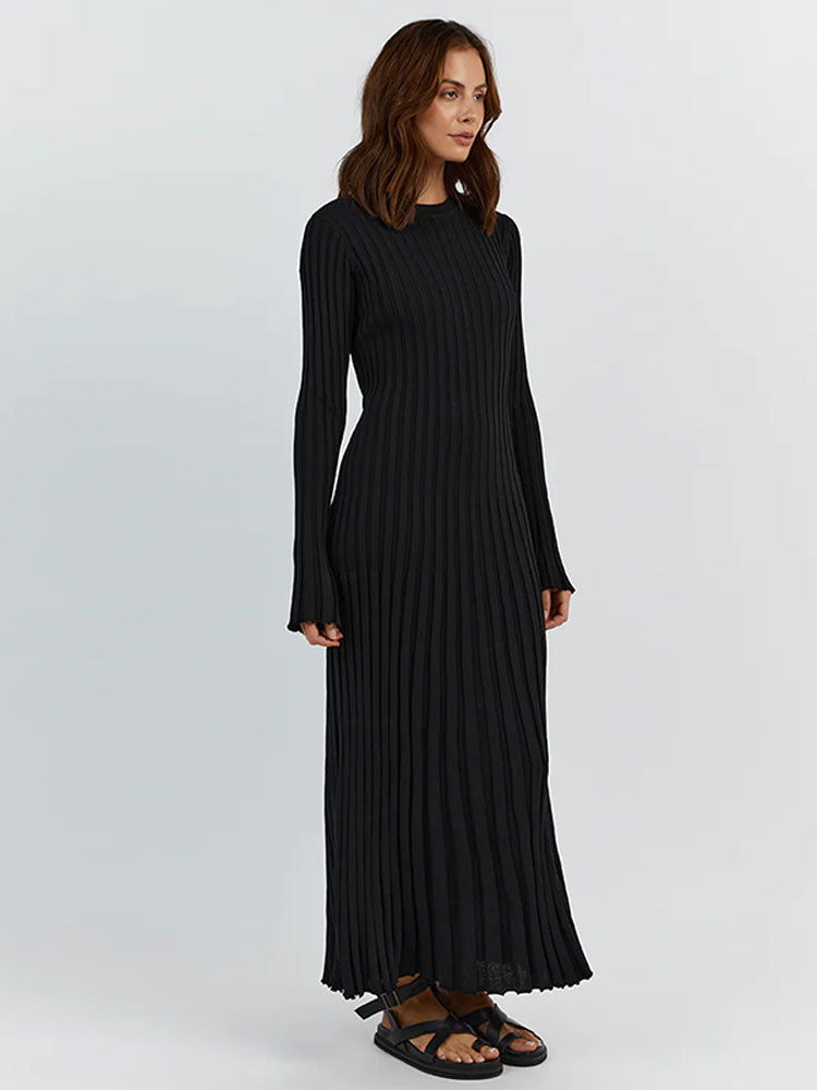 Solid Color Round Neck Long Sleeved Knitted Dress Women Pleated Slim