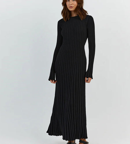 Solid Color Round Neck Long Sleeved Knitted Dress Women Pleated Slim
