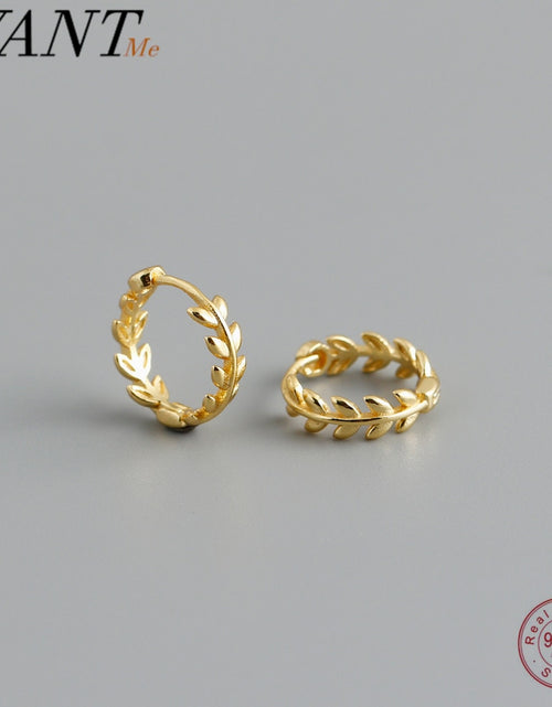 Load image into Gallery viewer, WANTME 925 Sterling Silver Minimalist 18k Gold Plated Leaf Stud
